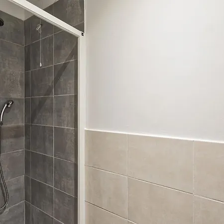 Comfort Studio In Brignole De Ferrari By Wonderful Italy *